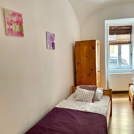 Grande Familia Apartman Lägenhet Eger Exteriör bild