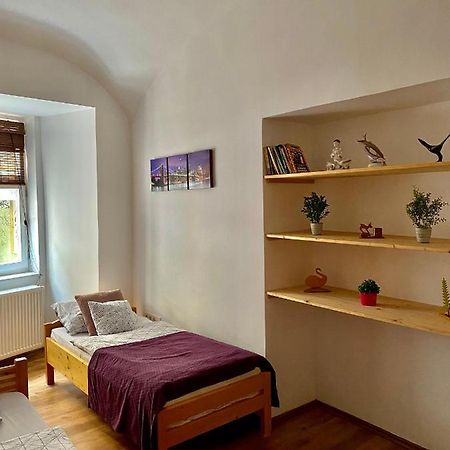 Grande Familia Apartman Lägenhet Eger Exteriör bild
