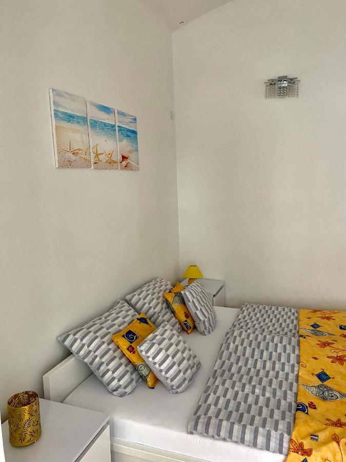 Grande Familia Apartman Lägenhet Eger Exteriör bild